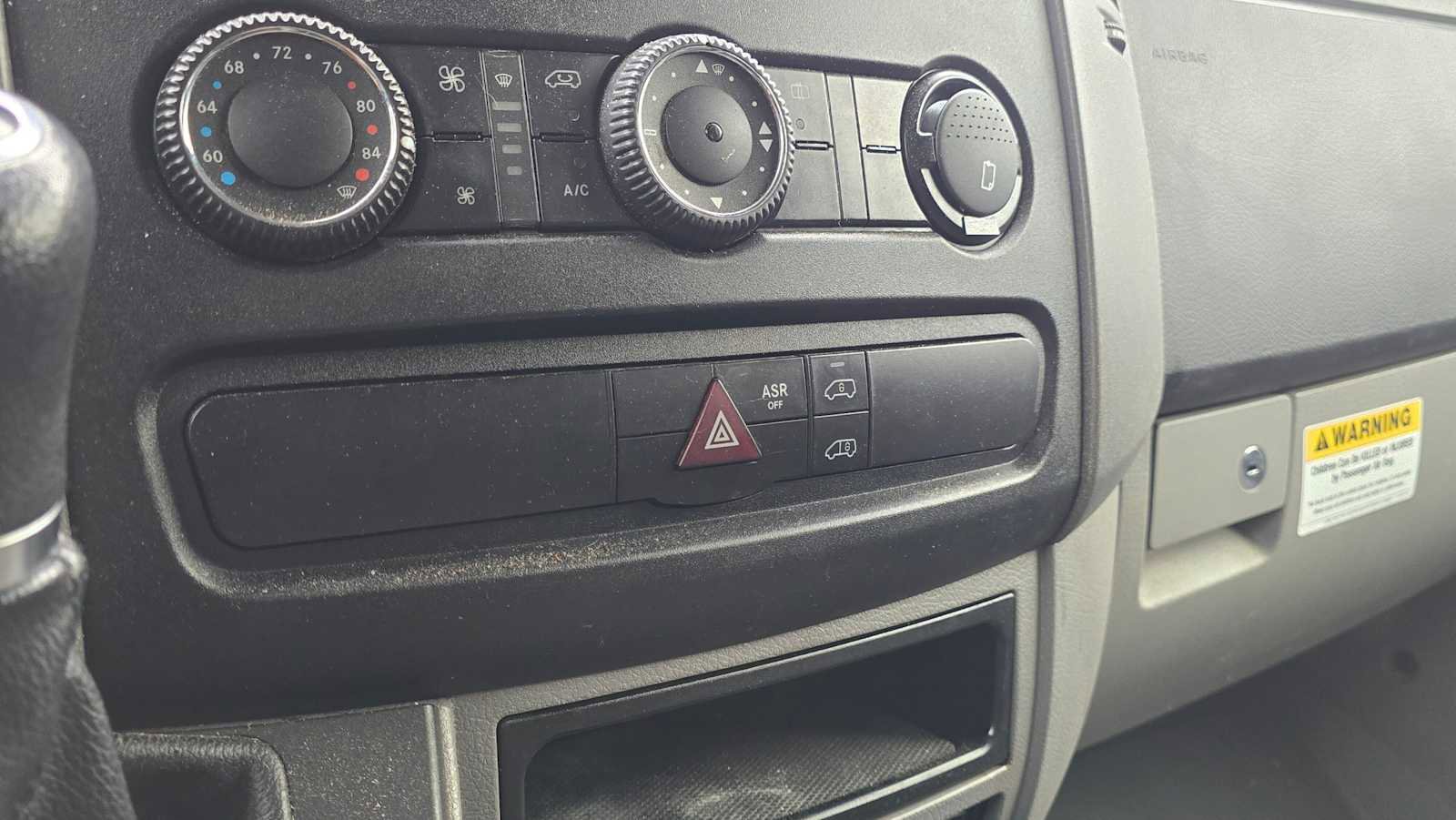 Used 2018 Mercedes-Benz Sprinter 2500 image 26