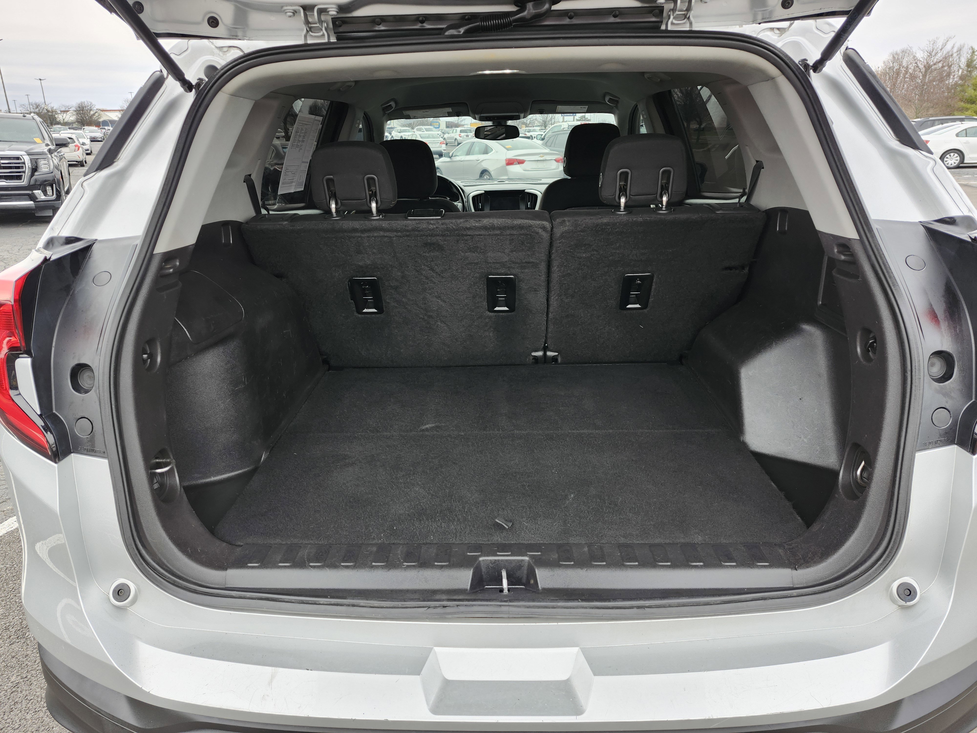 Used 2019 GMC Terrain SLE image 22