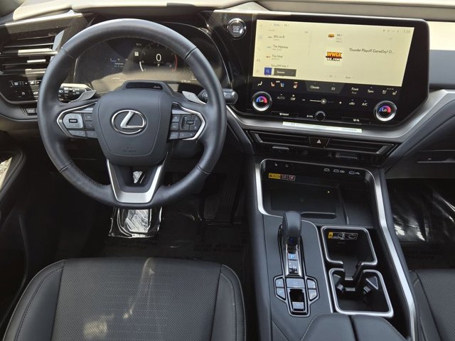 Certified 2025 Lexus TX 350 AWD w/ Technology Package image 27