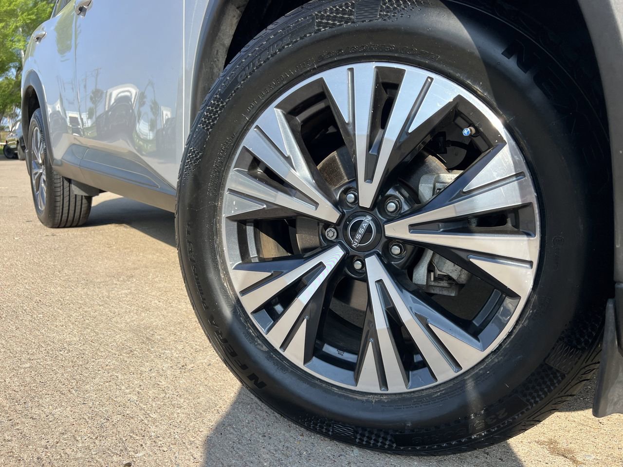 Certified 2023 Nissan Rogue SV image 7