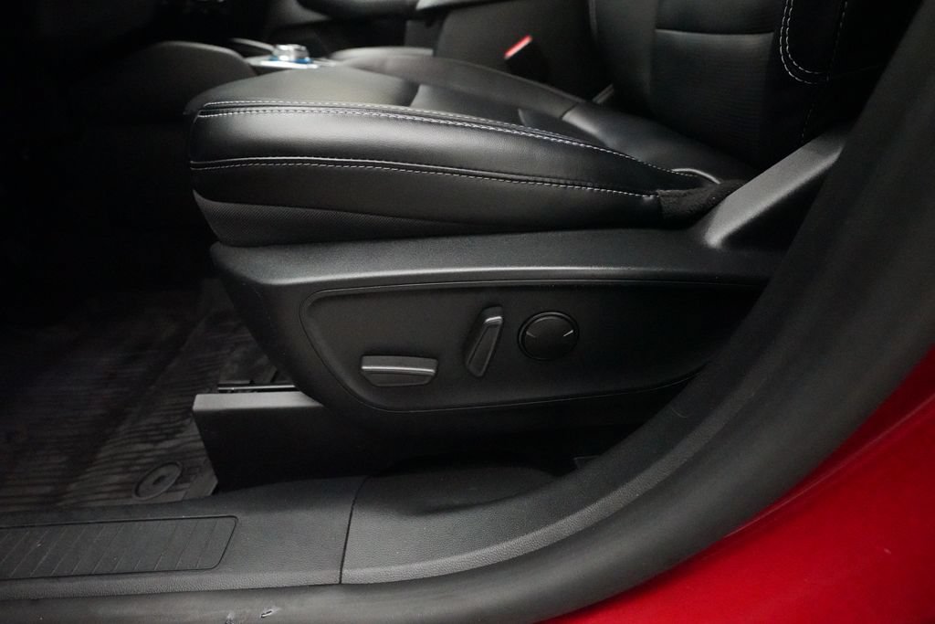 Used 2024 Ford Escape Platinum AWD/4WD image 29