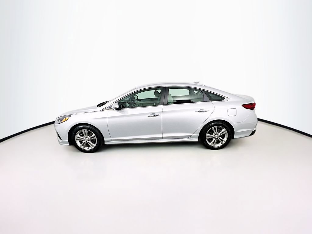 Used 2018 Hyundai Sonata SEL w/ Tech Package 02 FWD image 4