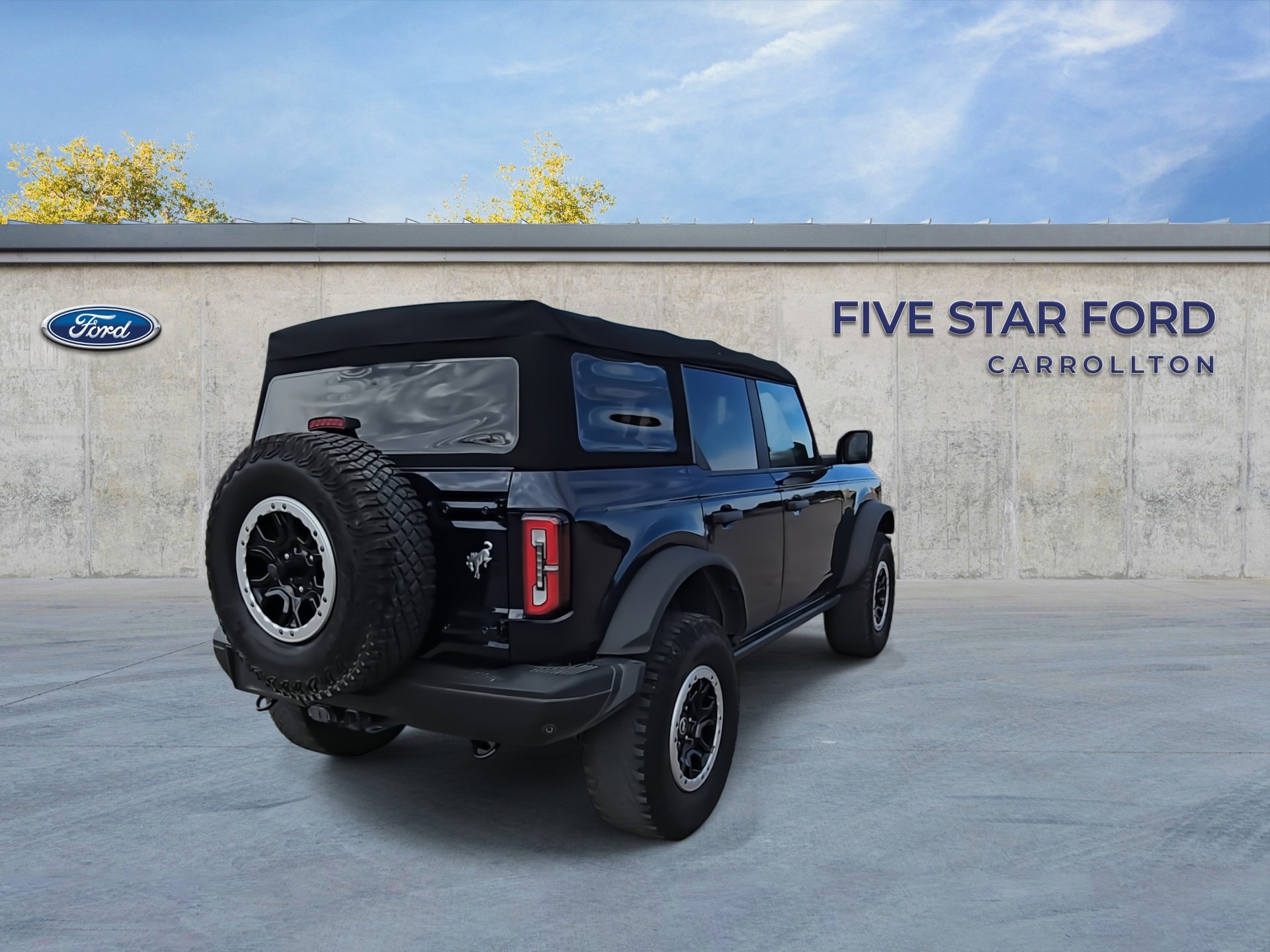 Used 2021 Ford Bronco Badlands image 9