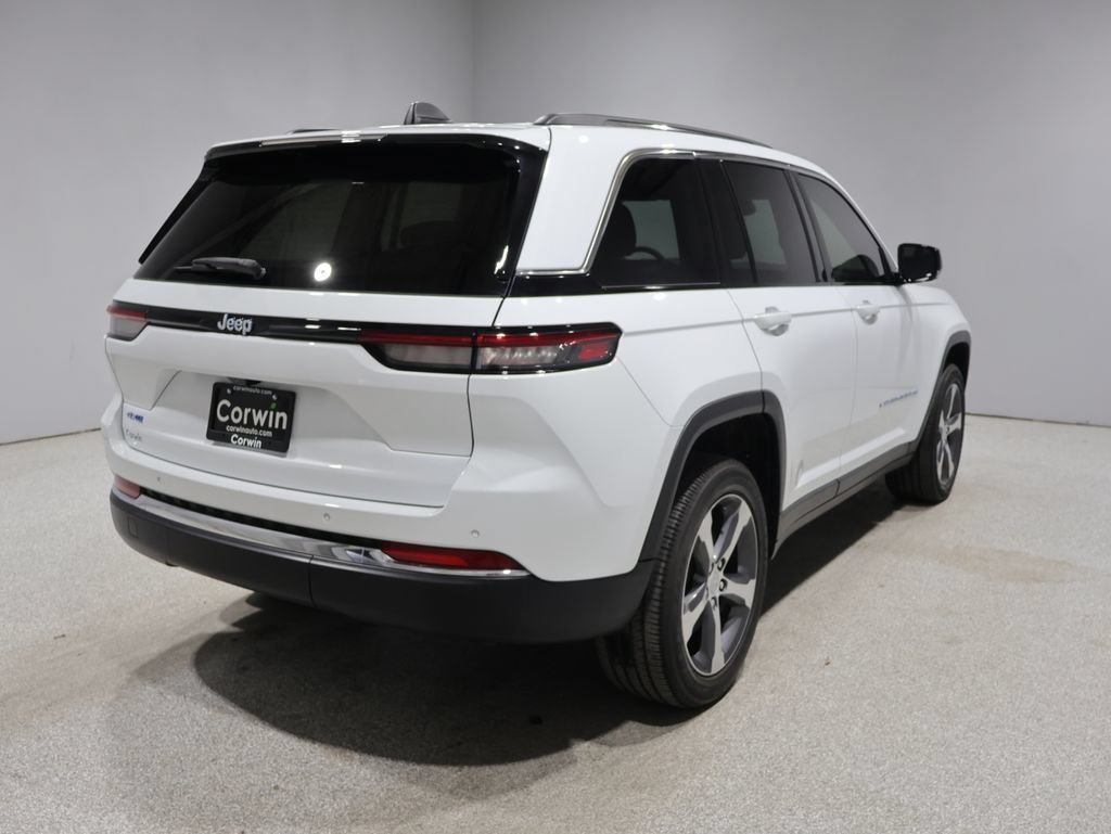 Used 2022 Jeep Grand Cherokee Limited 4xe AWD/4WD image 2