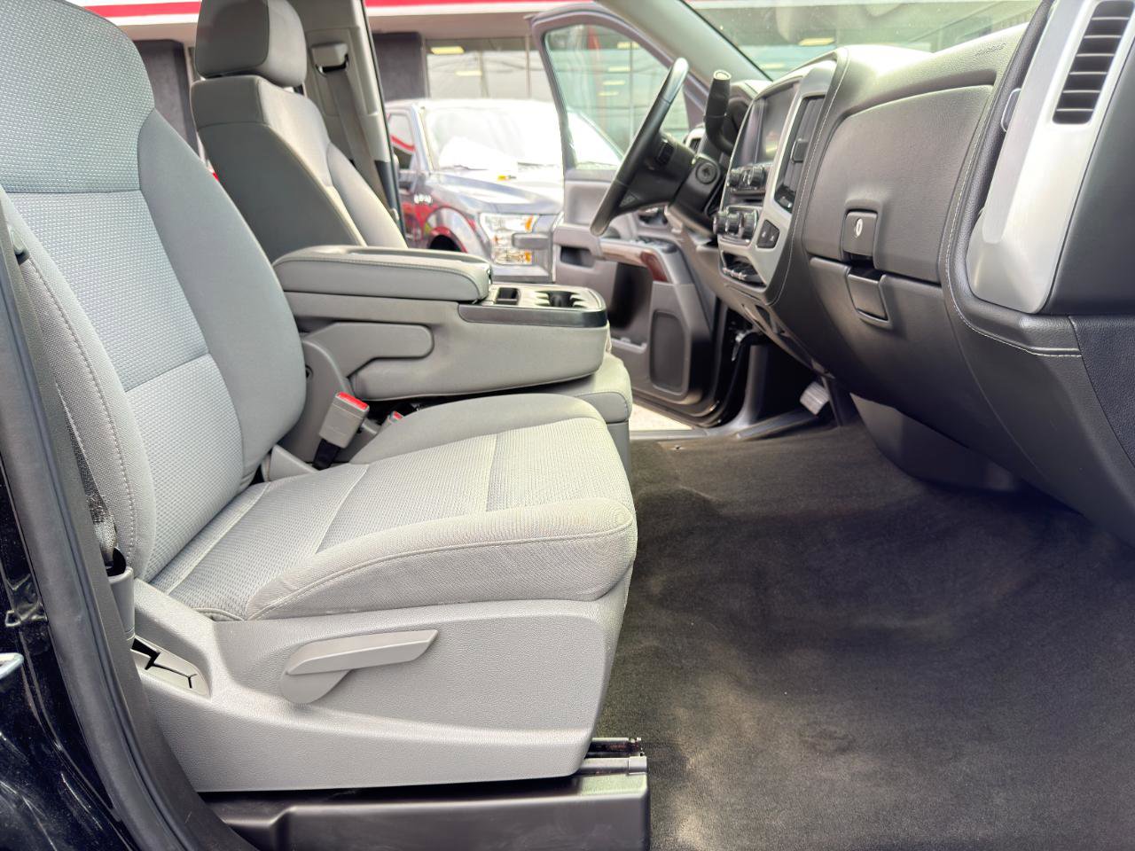 Used 2016 GMC Sierra 1500 SLE w/ SLE Value Package AWD/4WD image 30
