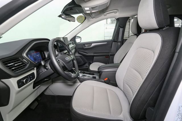 Used 2024 Ford Escape Active w/ Tech Pack #1 AWD/4WD image 40