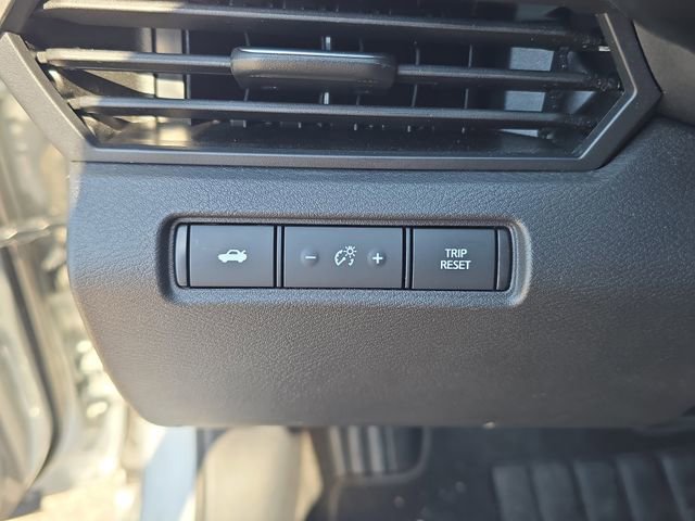 Used 2024 Nissan Altima 2.5 SV image 20