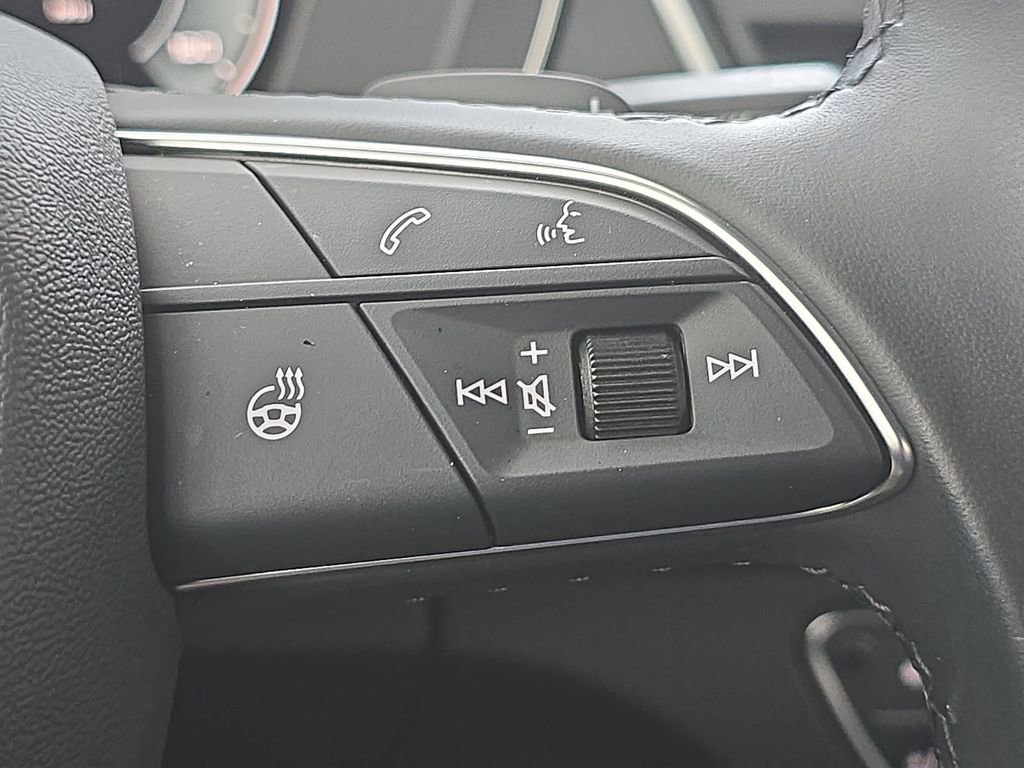 Used 2023 Audi Q5 2.0T Prestige image 18