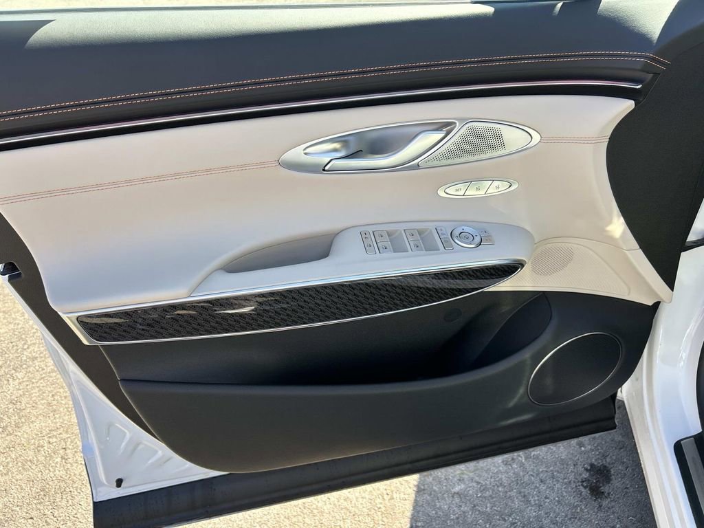 New 2026 Genesis GV70 3.5T Sport Prestige w/ G1 Accessory Package image 15