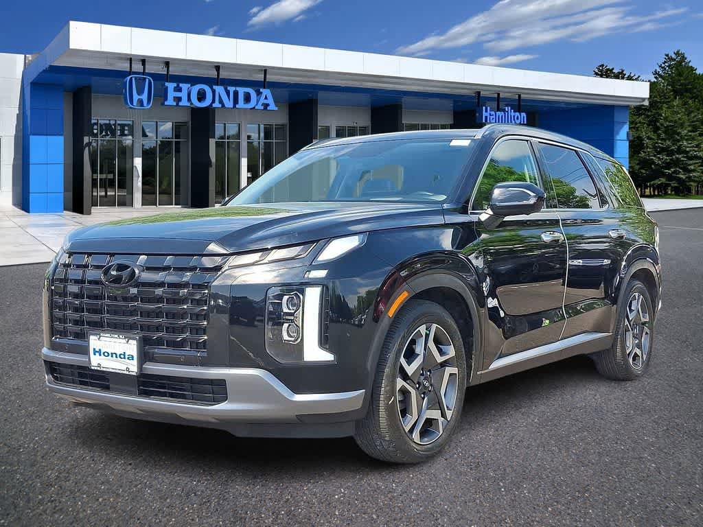 Used 2024 Hyundai Palisade Limited AWD/4WD image 1