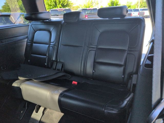 Used 2021 Lincoln Navigator Reserve AWD/4WD image 30