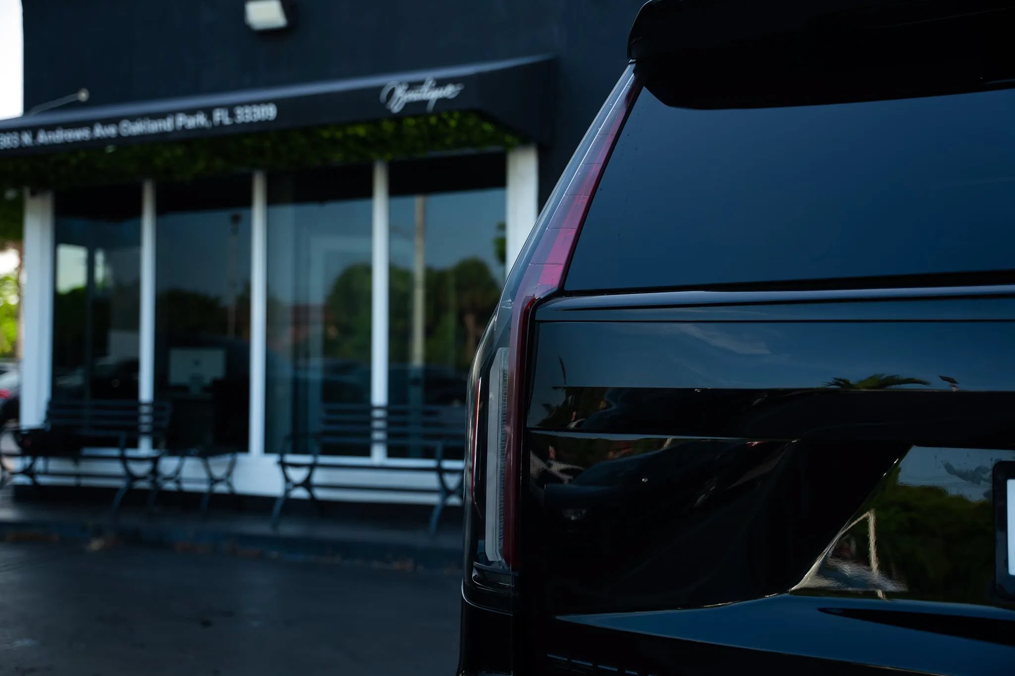 Used 2021 Cadillac Escalade ESV Sport AWD/4WD image 21