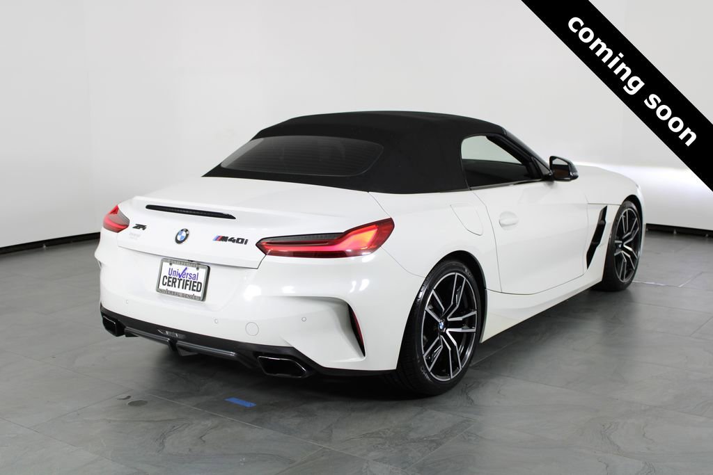 Used 2020 BMW Z4 M40i w/ Executive Package image 11