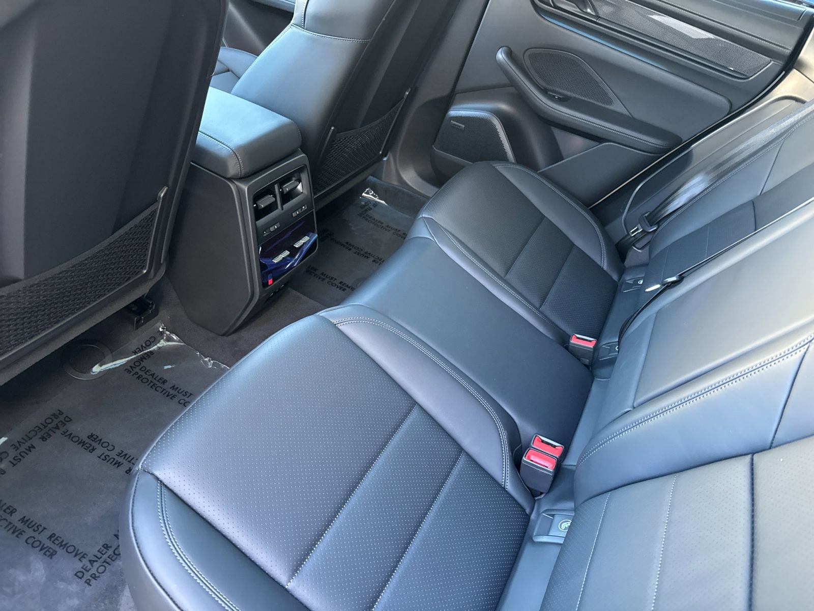 New 2026 Porsche Macan Turbo Electric image 14