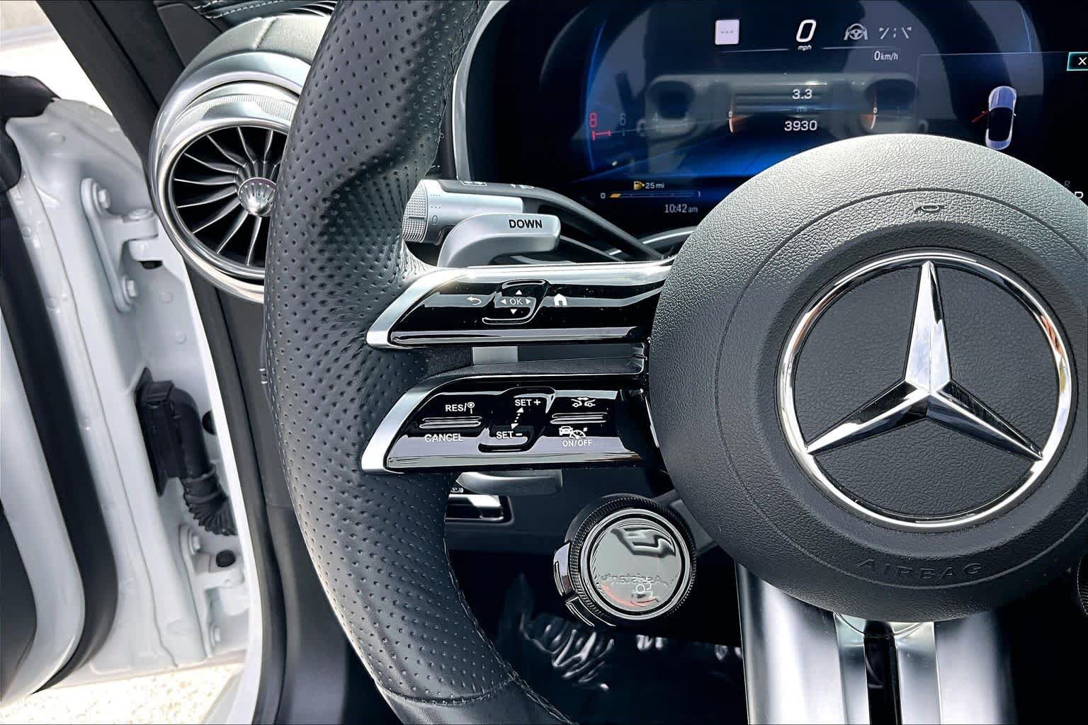 Used 2022 Mercedes-Benz SL 55 AMG 4MATIC image 21