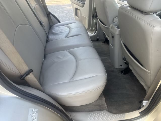 Used 2010 Mercury Mariner 2WD image 11
