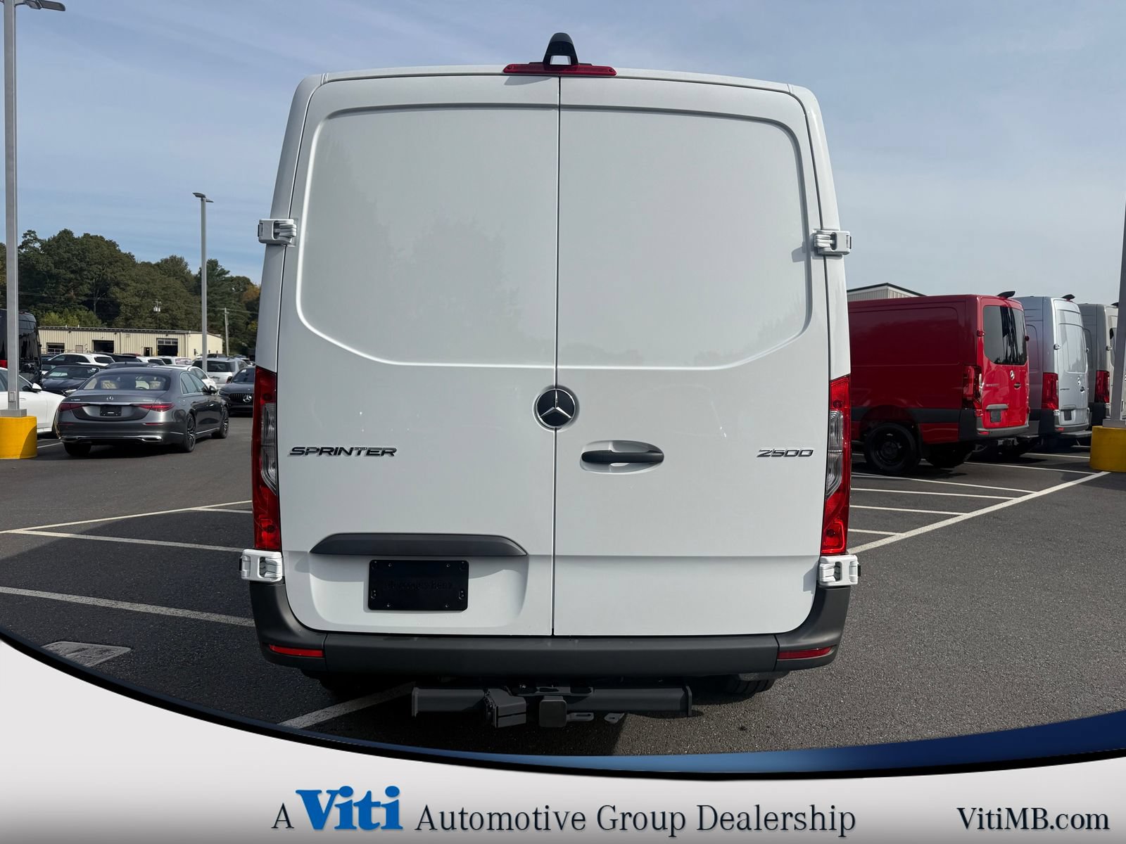 Used 2025 Mercedes-Benz Sprinter 2500 image 7