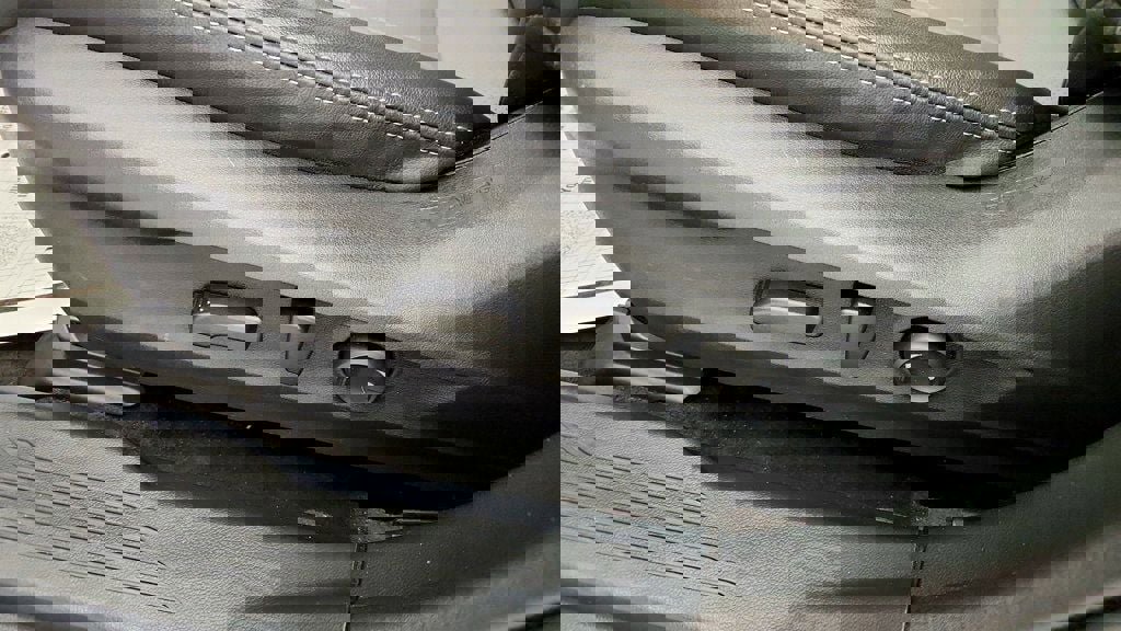 Used 2022 Subaru Outback Limited image 12