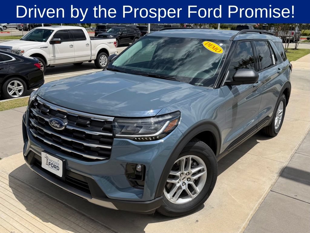 New 2026 Ford Explorer Active w/ Active Comfort Package RWD image 3