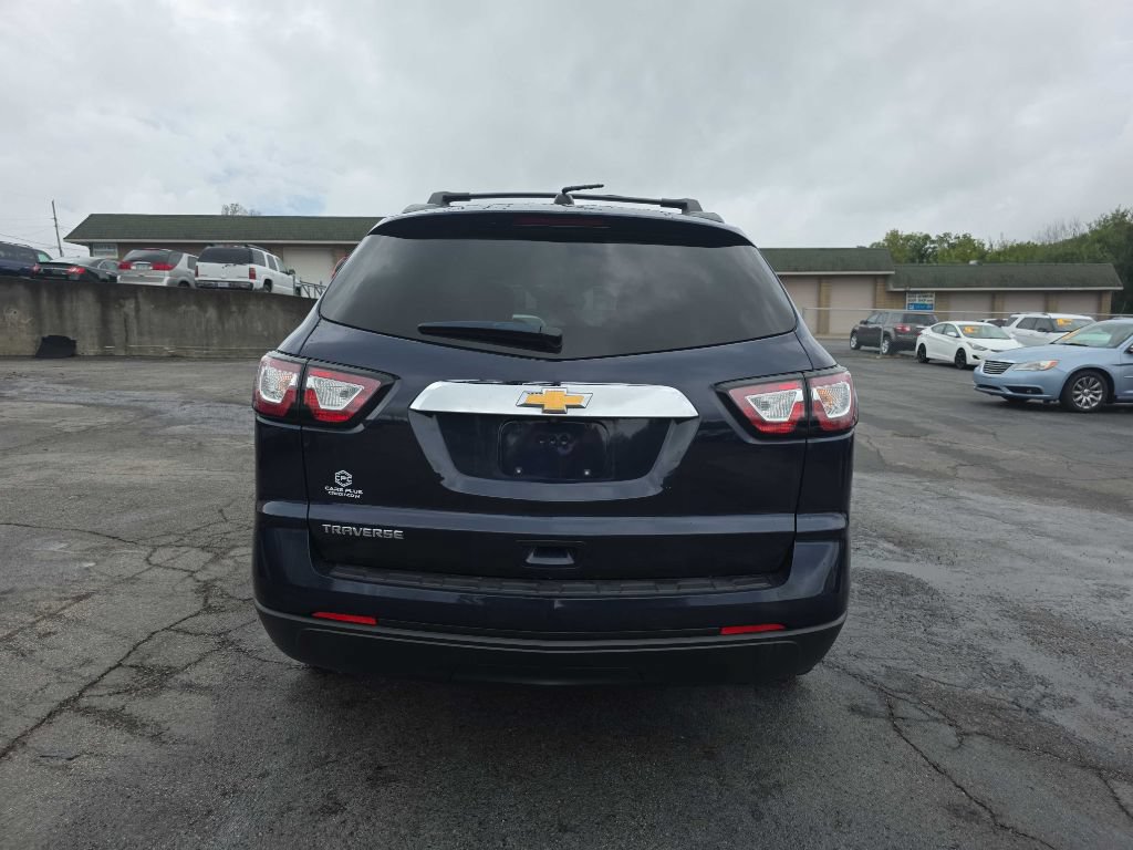 Used 2017 Chevrolet Traverse LS FWD image 7