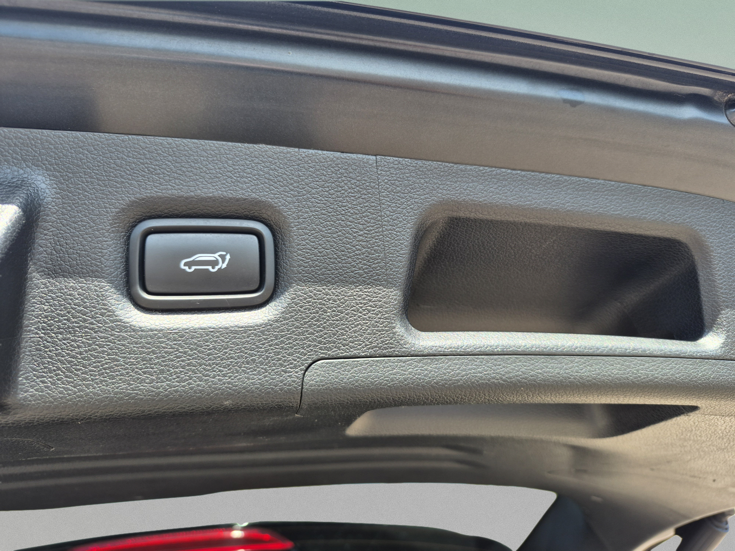 Certified 2022 Hyundai Santa Fe SEL w/ Convenience Package FWD image 10
