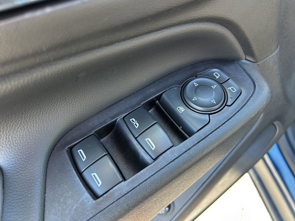 Used 2020 Chevrolet Equinox LT image 19