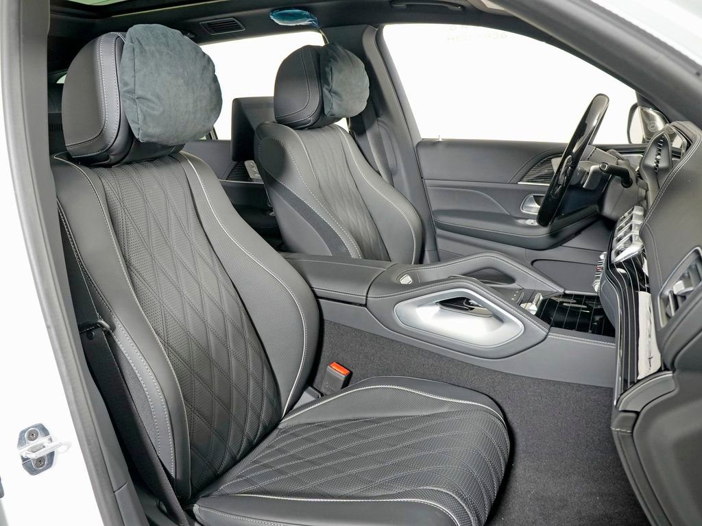 New 2026 Mercedes-Benz Maybach GLS 600 4MATIC image 41