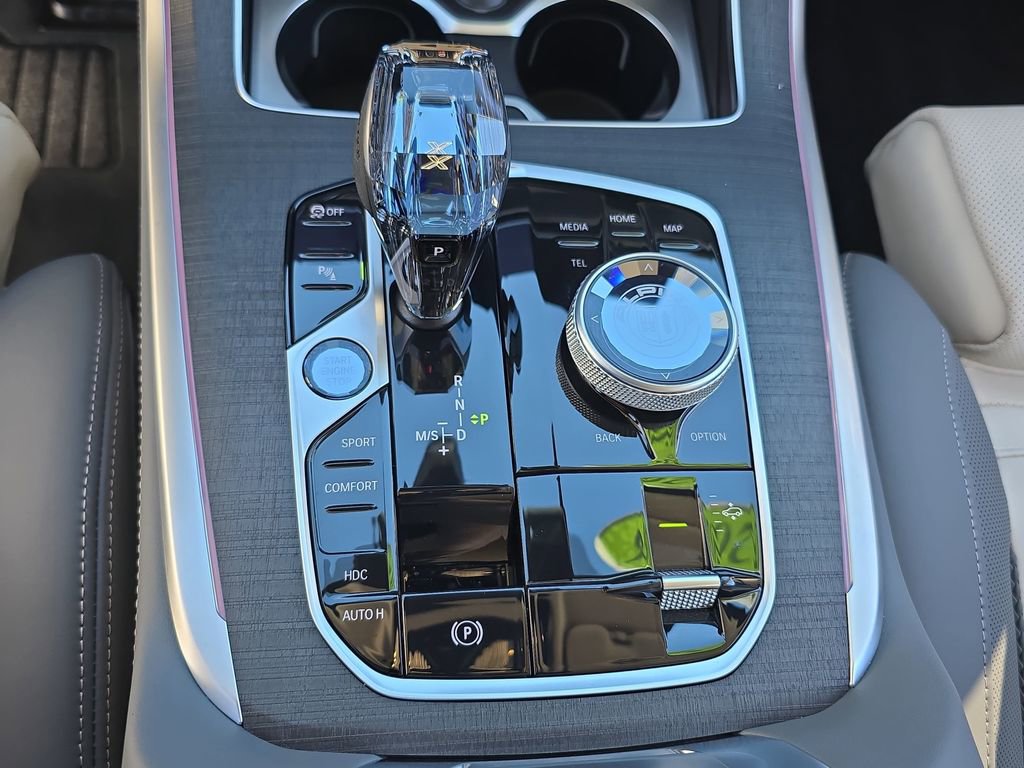 Used 2026 BMW ALPINA XB7 ALPINA XB7 image 30