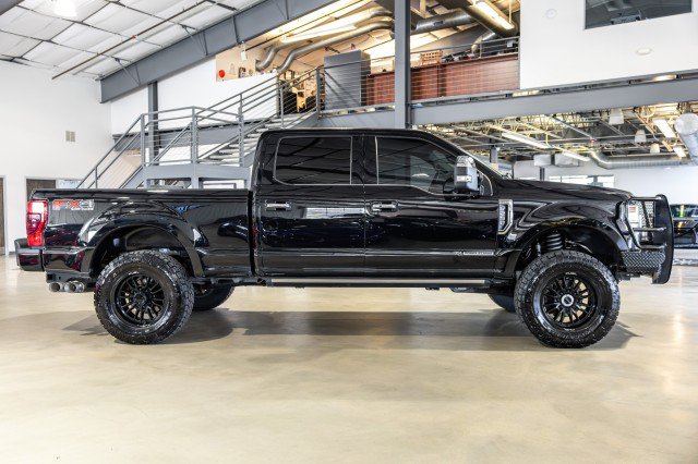 Used 2022 Ford F250 Platinum w/ FX4 Off-Road Package AWD/4WD image 7