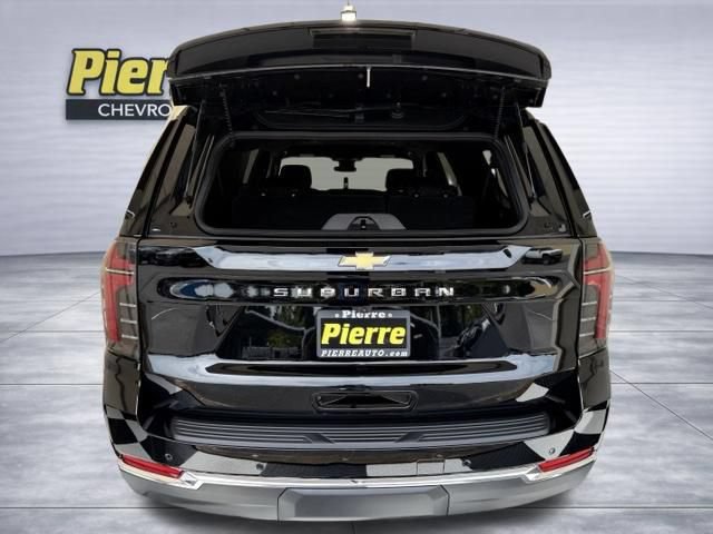 New 2026 Chevrolet Suburban LS w/ Max Trailering Package AWD/4WD image 4