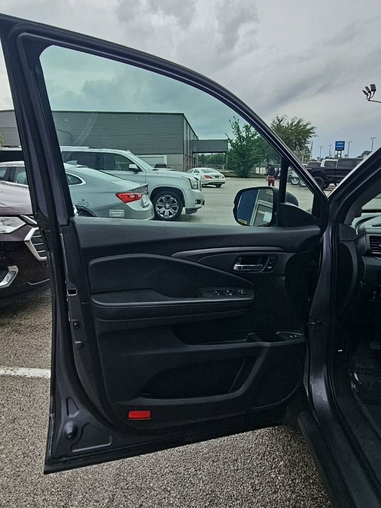 Used 2021 Honda Pilot EX-L image 10