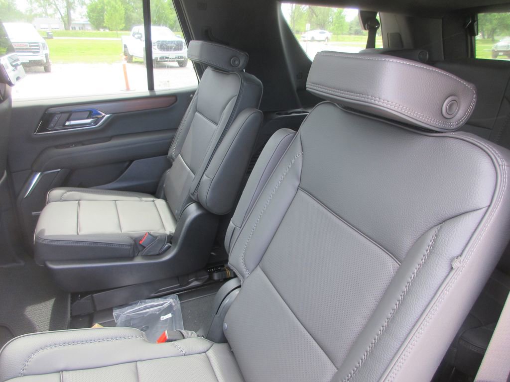 New 2026 GMC Yukon Denali AWD/4WD image 13