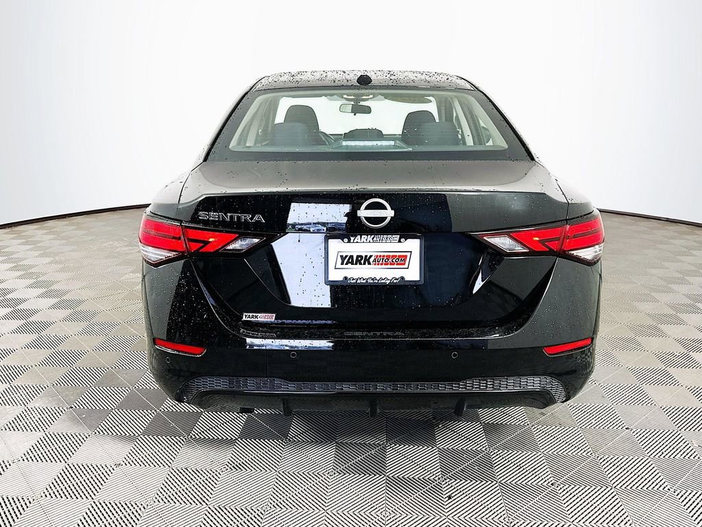 Certified 2025 Nissan Sentra SV FWD image 10