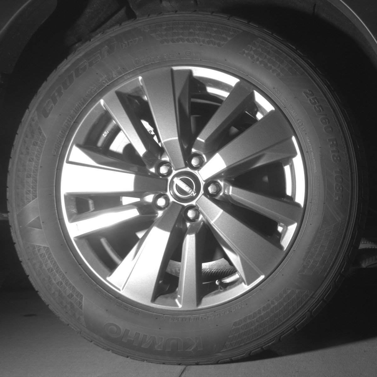 Used 2025 Nissan Pathfinder SV image 15