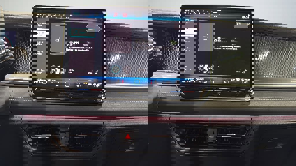 New 2026 Volkswagen Tiguan SE R-Line image 30