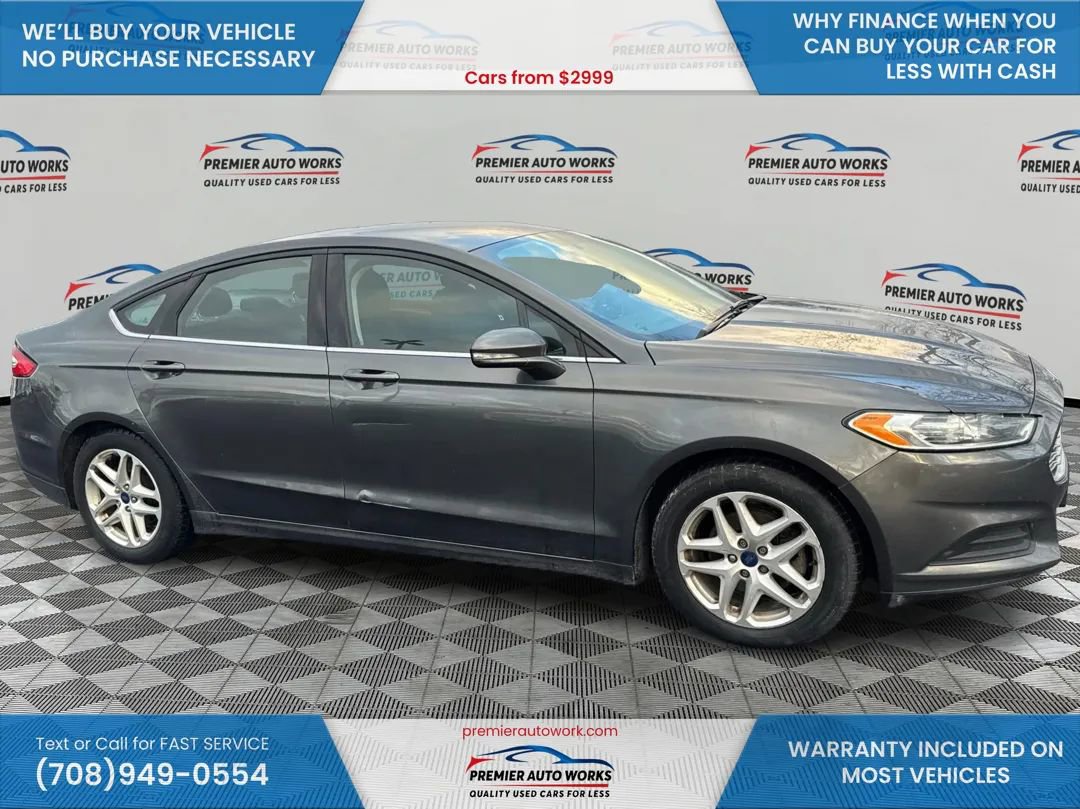 Used 2016 Ford Fusion SE image 8