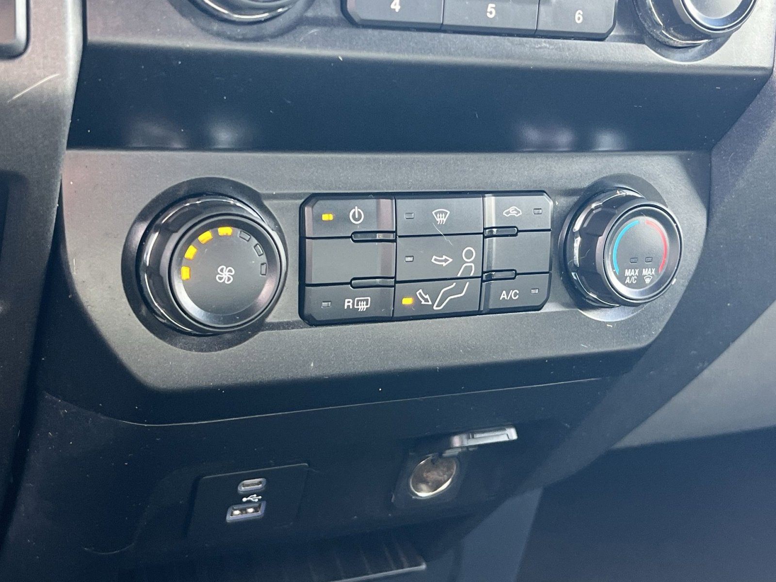 Used 2022 Ford F250 XL w/ STX Appearance Package image 20