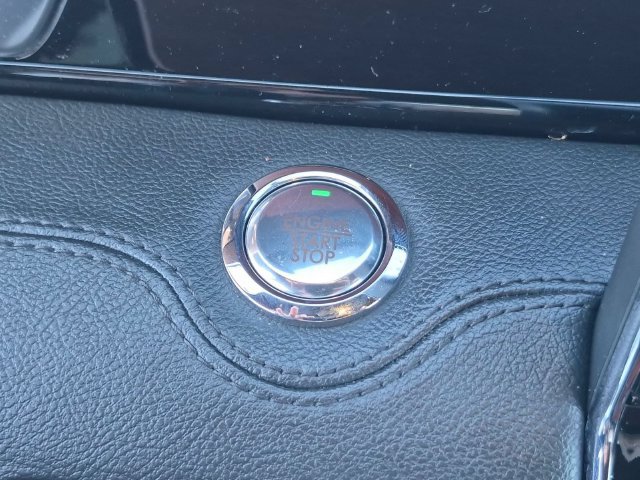 Used 2023 Lincoln Navigator Reserve AWD/4WD image 22