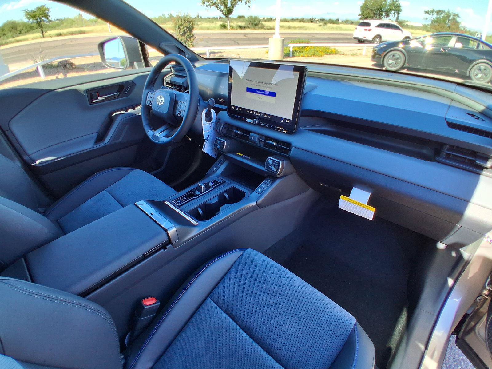 New 2026 Toyota RAV4 XSE w/ Panoramic Sun Roof Package AWD/4WD image 24