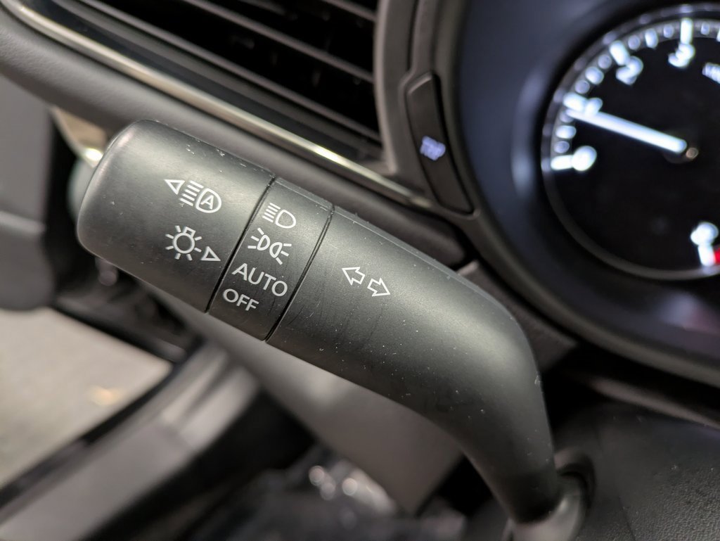 Used 2023 MAZDA CX-30 AWD 2.5 S w/ Preferred Package image 18