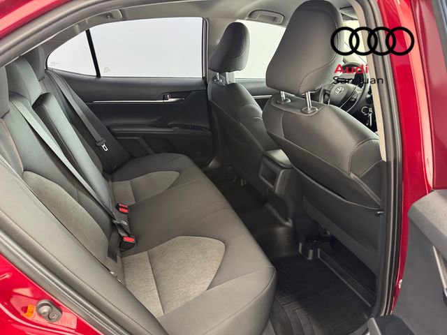 Used 2019 Toyota Camry LE image 31