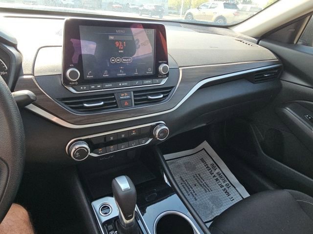 Used 2024 Nissan Altima 2.5 SV image 42