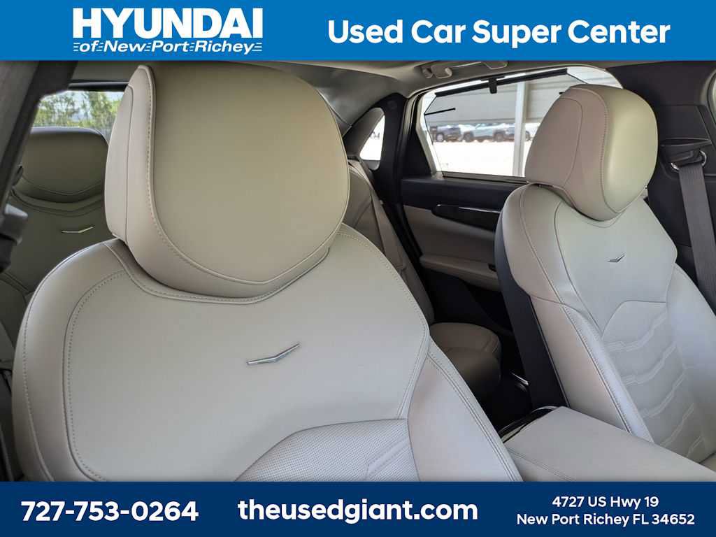 Used 2018 Cadillac CT6 Luxury AWD/4WD image 6