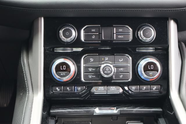 Used 2024 GMC Yukon Denali w/ Advanced Technology Package AWD/4WD image 20