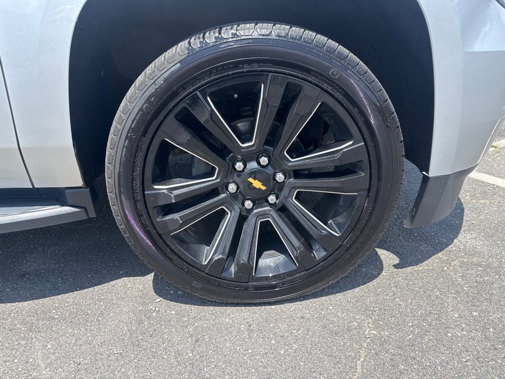 Used 2019 Chevrolet Tahoe LT image 9