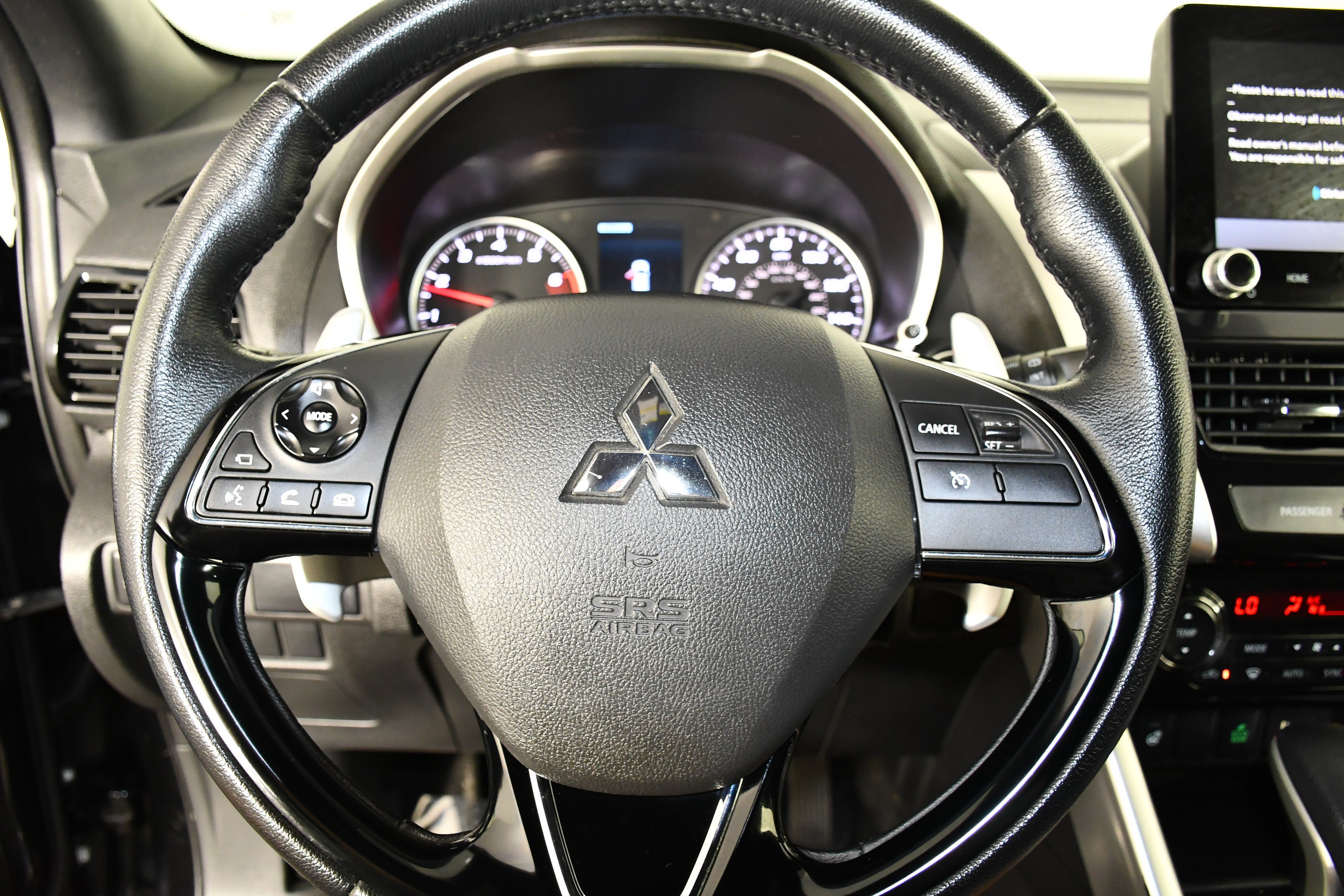Used 2022 Mitsubishi Eclipse Cross SEL AWD/4WD image 19