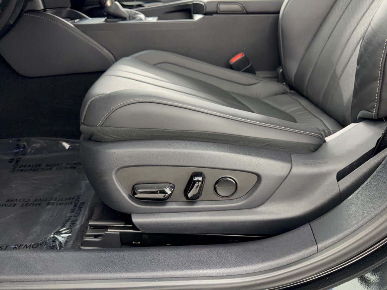 Certified 2024 Lexus ES 350 F Sport w/ Accessory Package (Z2) FWD image 17