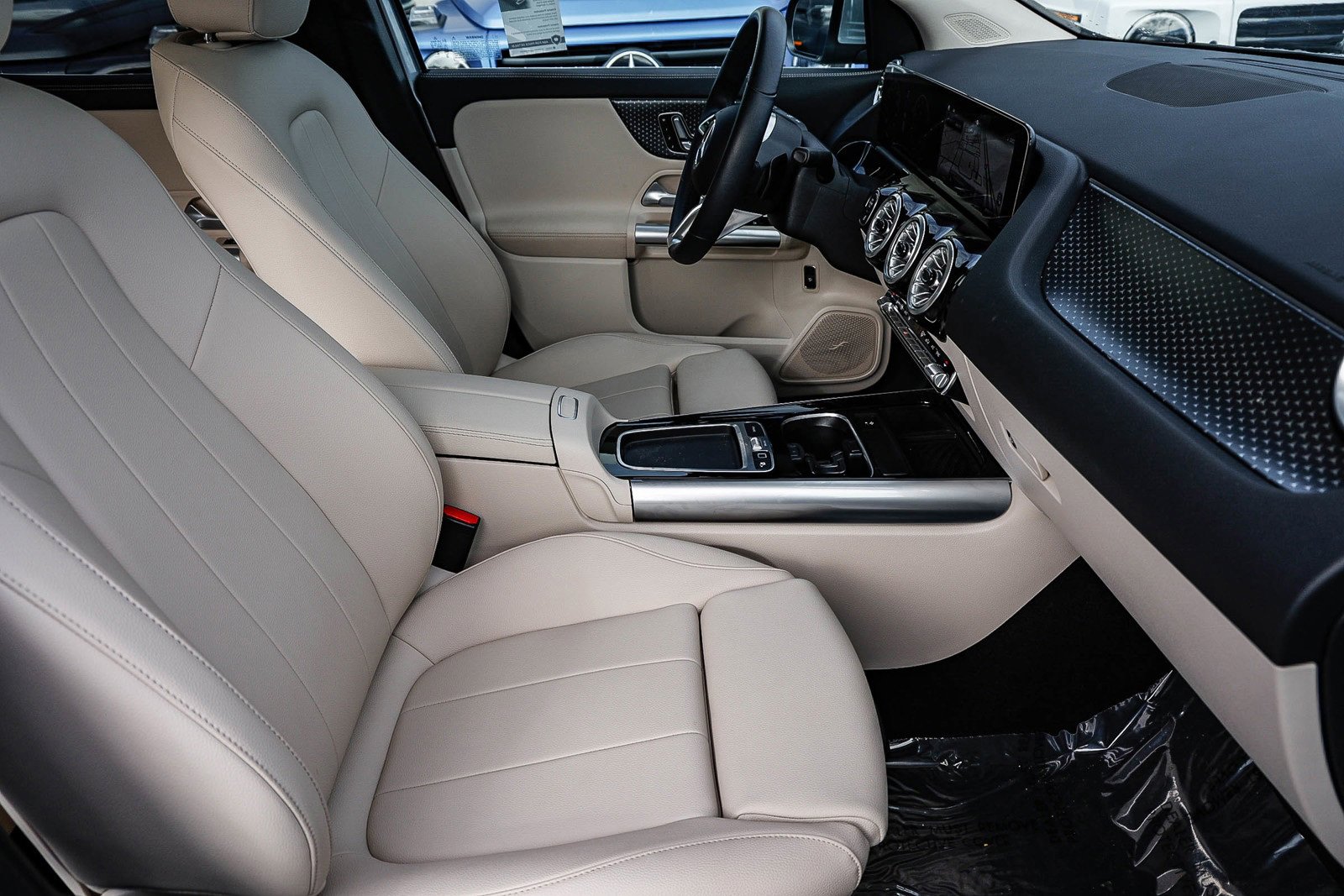 Certified 2025 Mercedes-Benz GLA 250 GLA 250 image 17