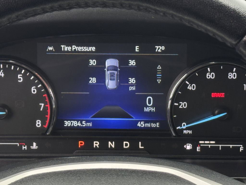 Used 2022 Ford Explorer XLT w/ Equipment Group 202A image 17