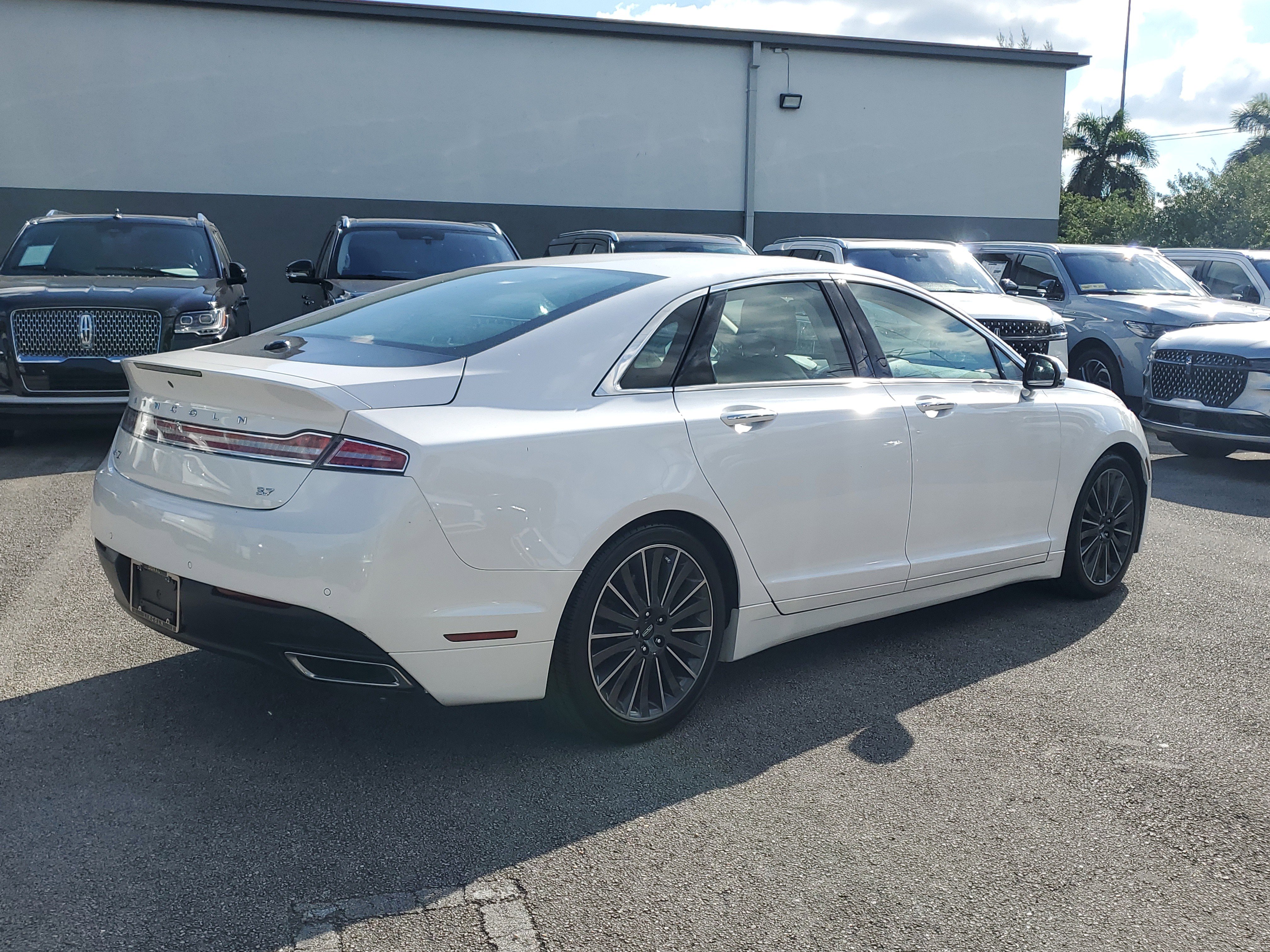 Used 2016 Lincoln MKZ w/ Equipment Group 300A Reserve image 6